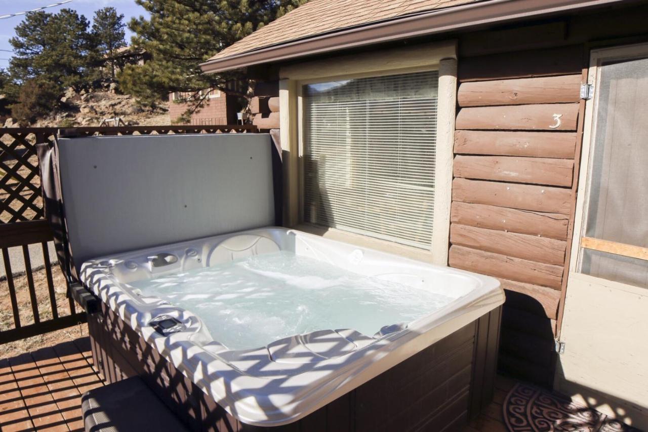 Lazy R Cottages With Hot Tubs By Rocky Mountain Resorts 에스테스 파크 객실 사진